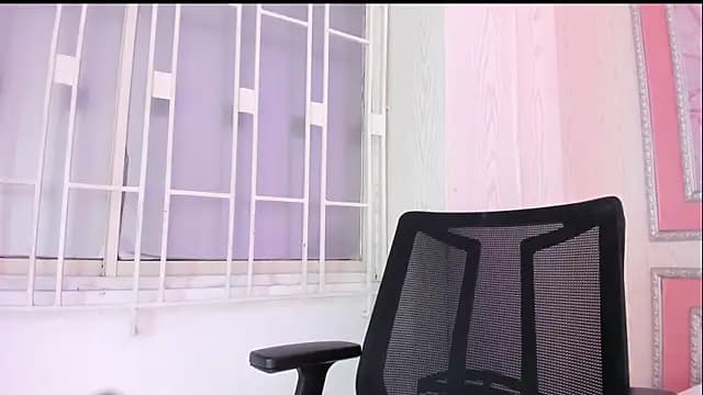 your_whore_Salome live cam