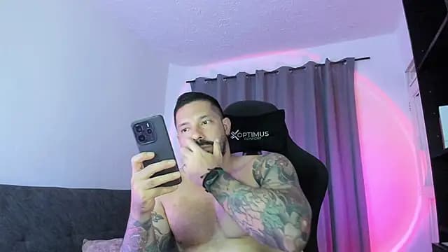 Pierre_Vidal live cam
