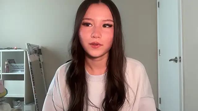 luvvivii live cam