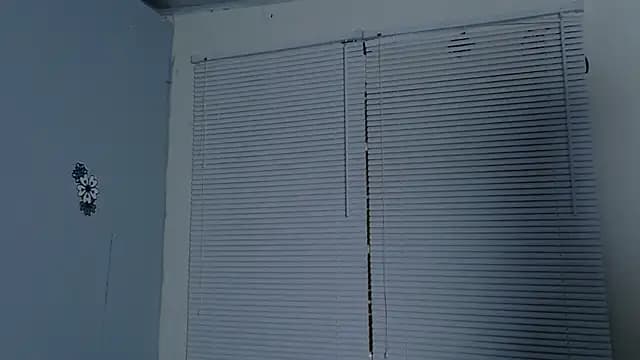 Lala_fluffy live cam