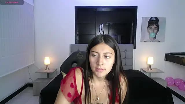 Sweett_liia_ live cam on Stripchat