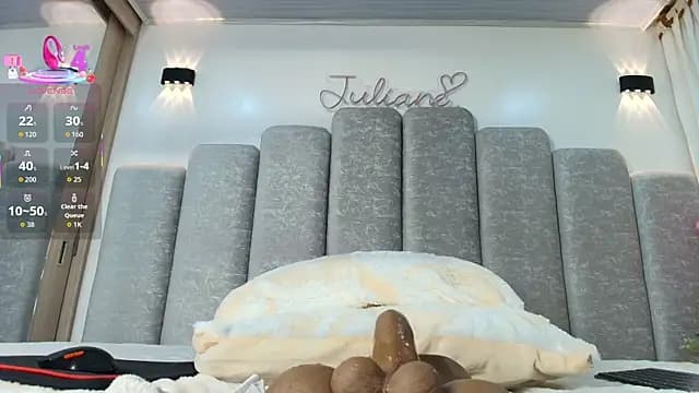 juliane_sweer1 live cam