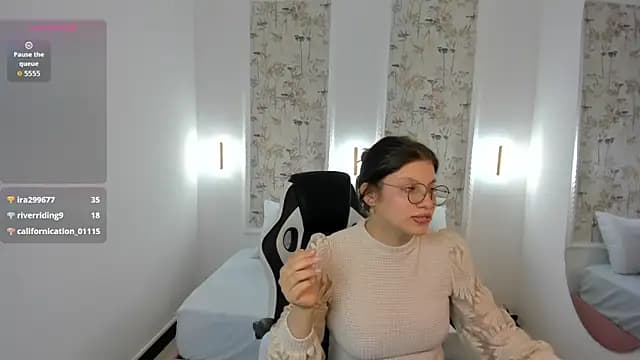 liiliie_petite live cam