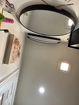 Mellyj053 live cam