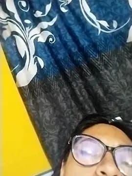 LatinSquirtBaby live cam