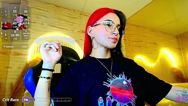 Moon_Red_r live cam