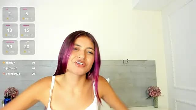 sunnyWhitee live cam