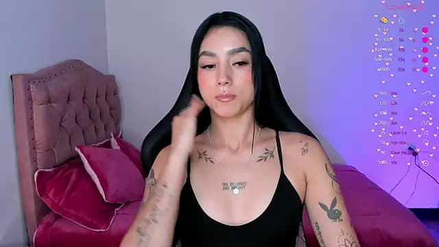 Lizzie_corner_v live cam