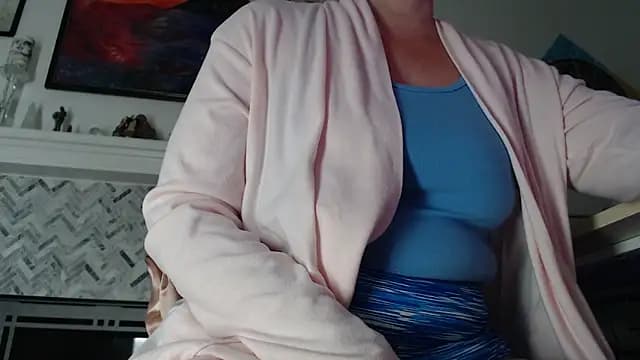 AuroraWillows live cam