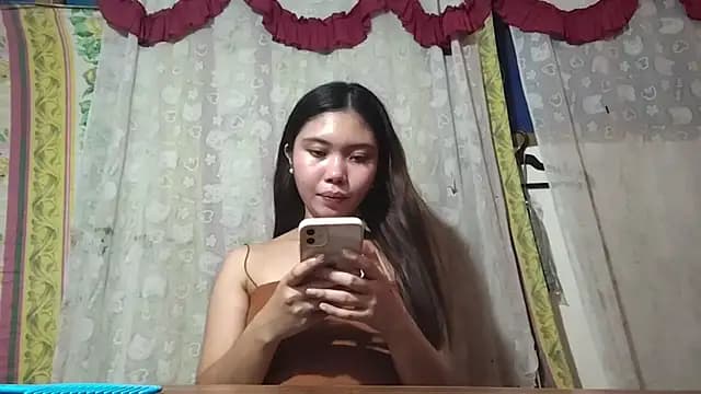 RegenaKhanponaphan live cam