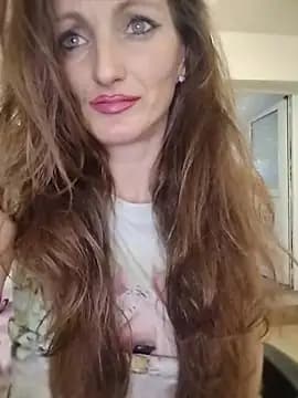 CrazyMaya39 live cam on Stripchat