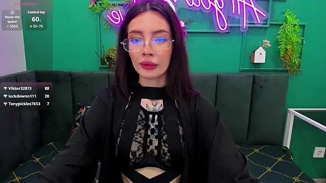 IvyDainty live cam