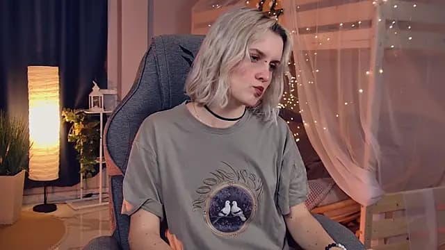 BethanyCloud live cam