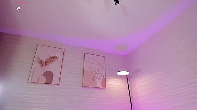 RoseFerrera live cam