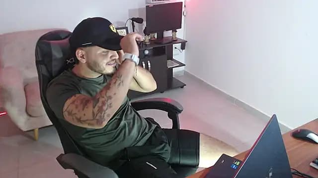 Thiago_420 live cam