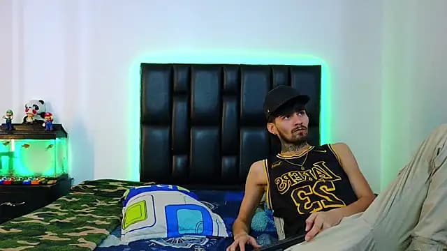 Brutal_Sex_Fucking live cam
