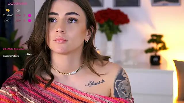AishaSins live cam