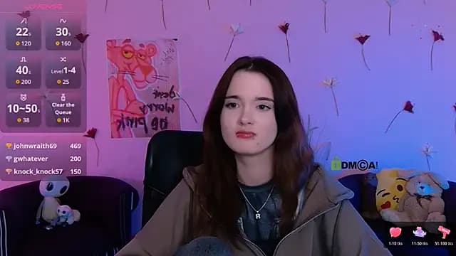 liana_kisses live cam on Stripchat
