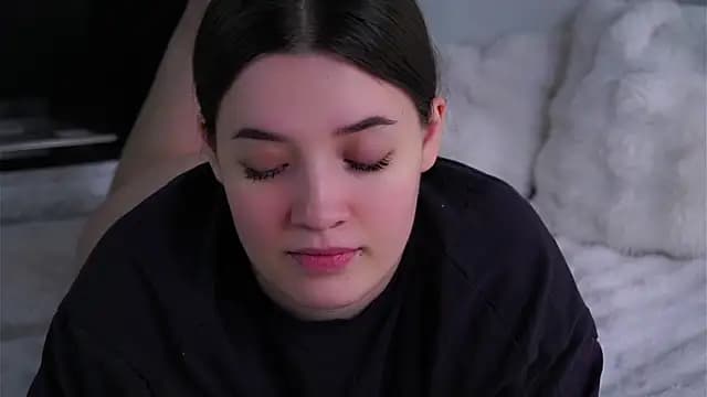 LowOncoming live cam