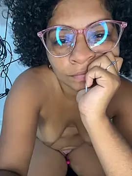 Tana_latin1 live cam