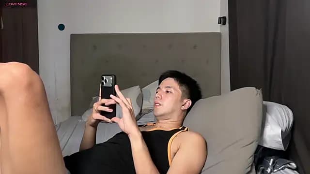 Addictiveboi live cam