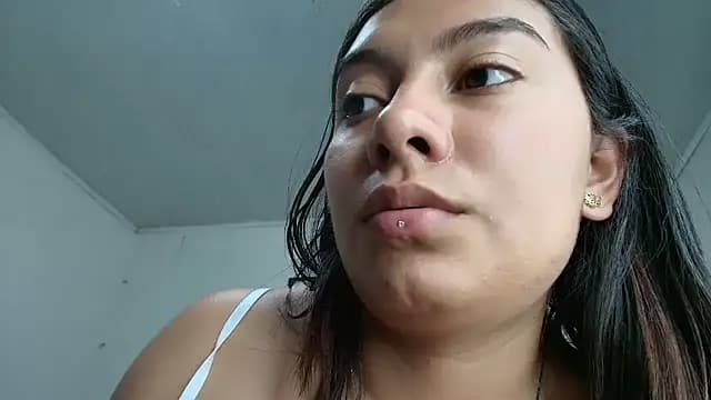Janne_ live cam