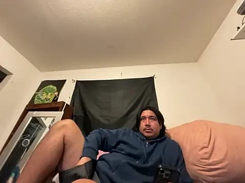YeahyeahD live cam