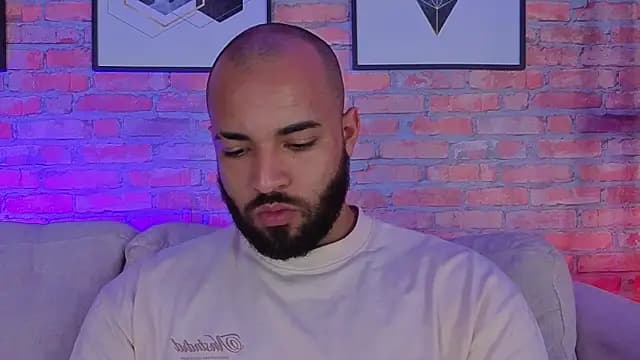 Chris_Varden live cam