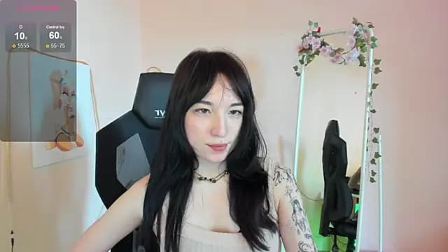 AliceeinWonderlanddd live cam