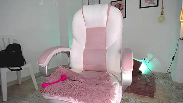 adhara_11 live cam