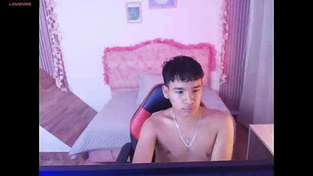 noa_hot69 live cam