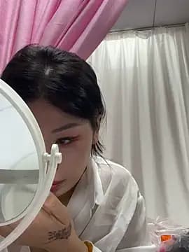milkwine live cam