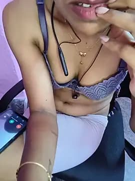 Tamil_siluku live cam