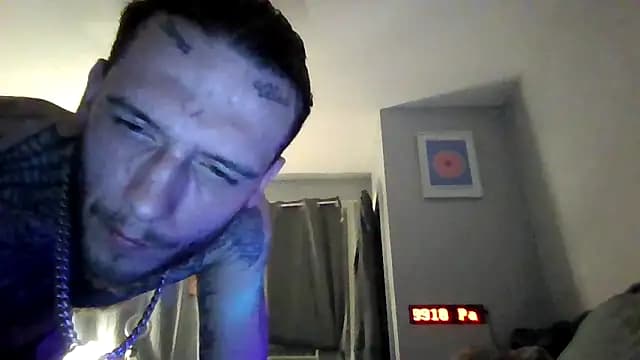 cruz815 live cam