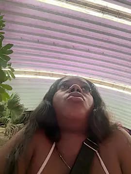 SHADDAY77 live cam