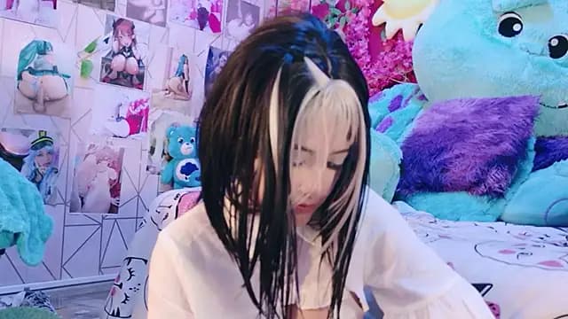Alicebenett live cam