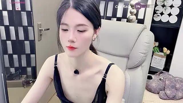 Yueyue-MM live cam