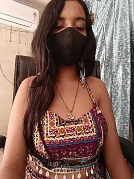 Parinaaz18 live cam