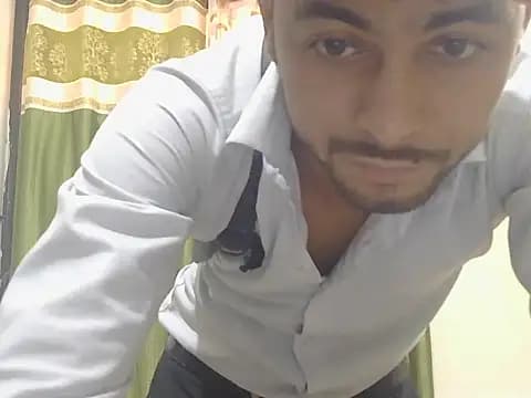 Stubborndesiboy live cam