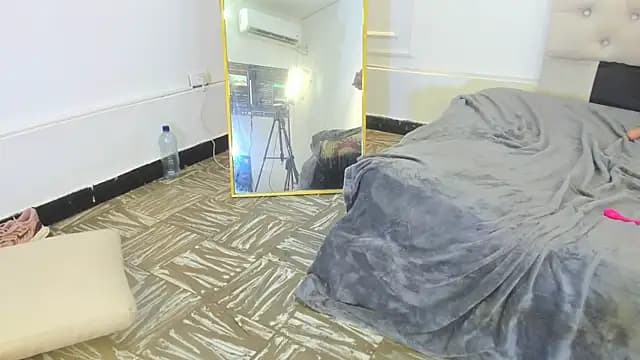 charlotte_dante212 live cam