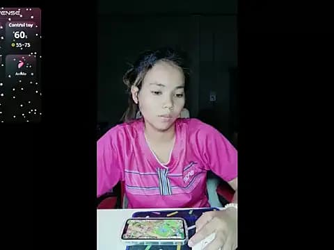 PearlGlow_ live cam