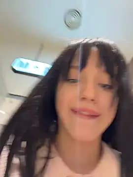 MiaTee live cam