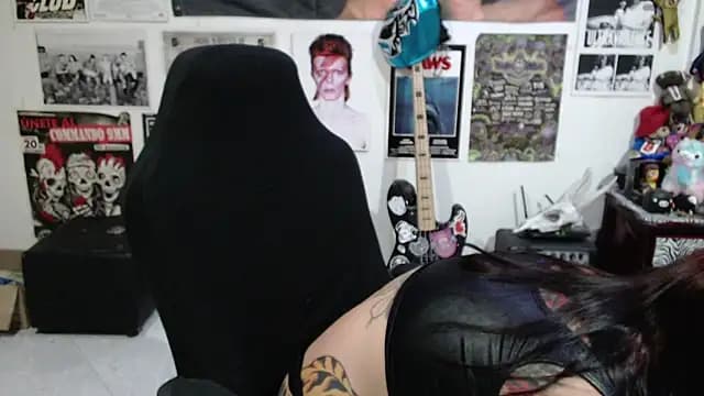 Rollyderolandia666 live cam
