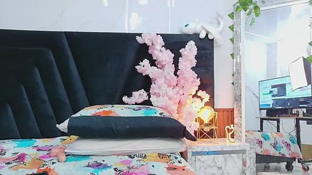 EbonyCoWorker live cam