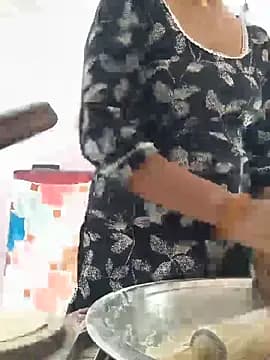 Love-pari77 live cam