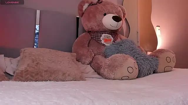 Zaray_star live cam