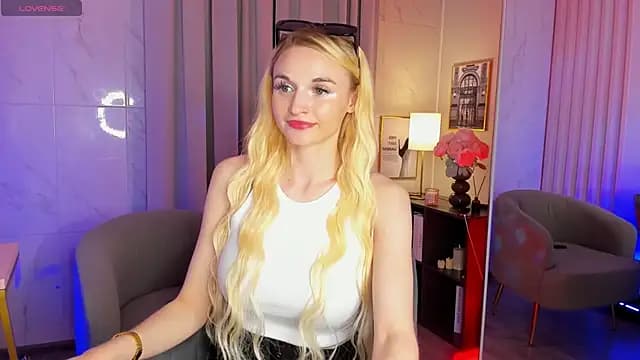 Mila__Lux live cam