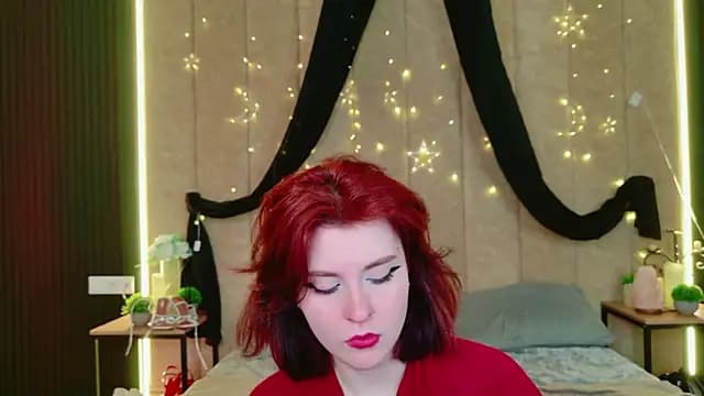 Milana_Bold live cam