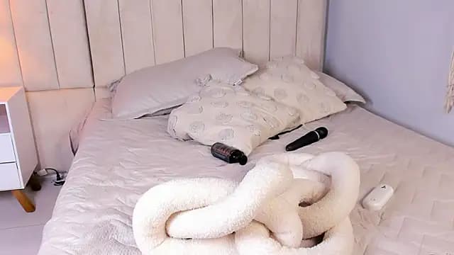 Elise_Diamond live cam