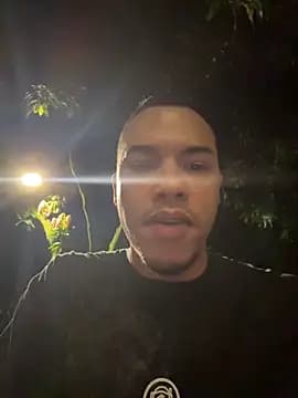 AlphaMasterXxx live cam